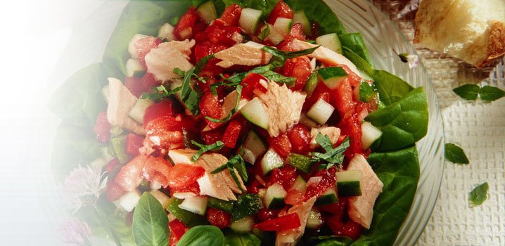 Try this #recipe with our fresh local Roma tomatoes | Tomato &amp; Fish Gazpacho Salad ow.ly/AXQR30eSrEJ #Niagara