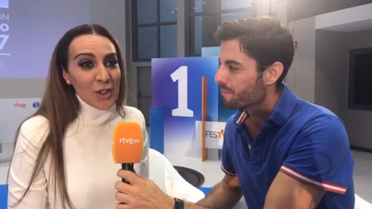 ¡Estamos en #DIRECTO con <a href="/monicanaranjo/">Mónica Naranjo</a> en la #PresentandOT! 👉 facebook.com/OTrtve/videos/… <a href="/festval/">FesTVal</a>