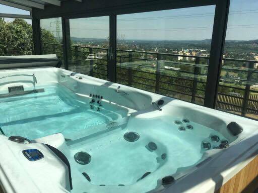 MasterSpas's tweet photo. Isn't this amazing?!? This installation was done by our dealer in Poland. https://t.co/8kbQgl3Hdh https://t.co/RqdRk38XJ5