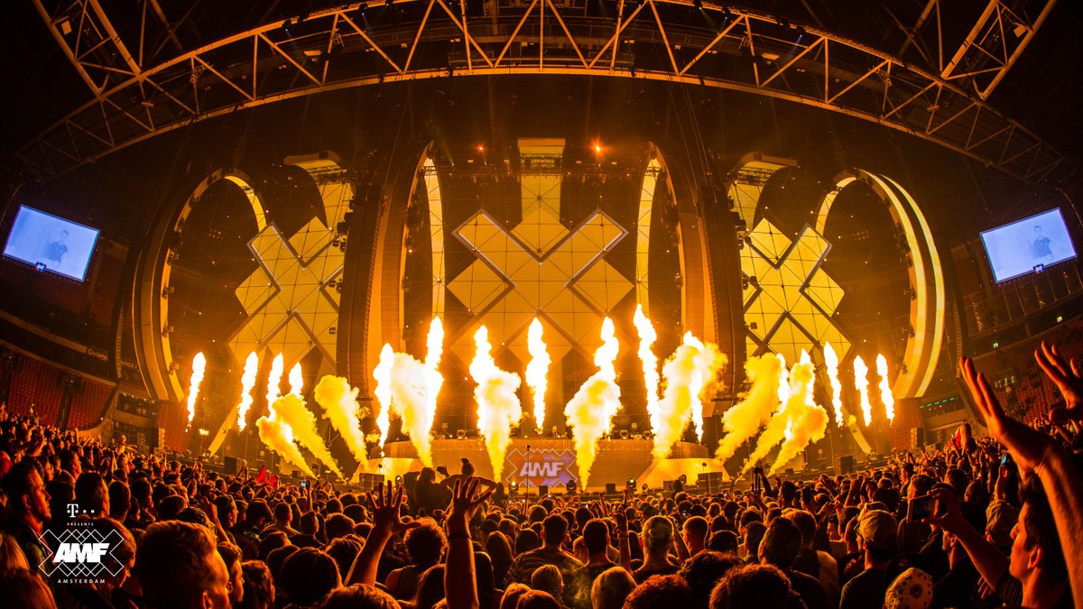 _AMFofficial's tweet image. Travelling is life. Partying is life.  Check out our packages and we will see you on the 21st of October!  bit.ly/2wCx095 #amf2017