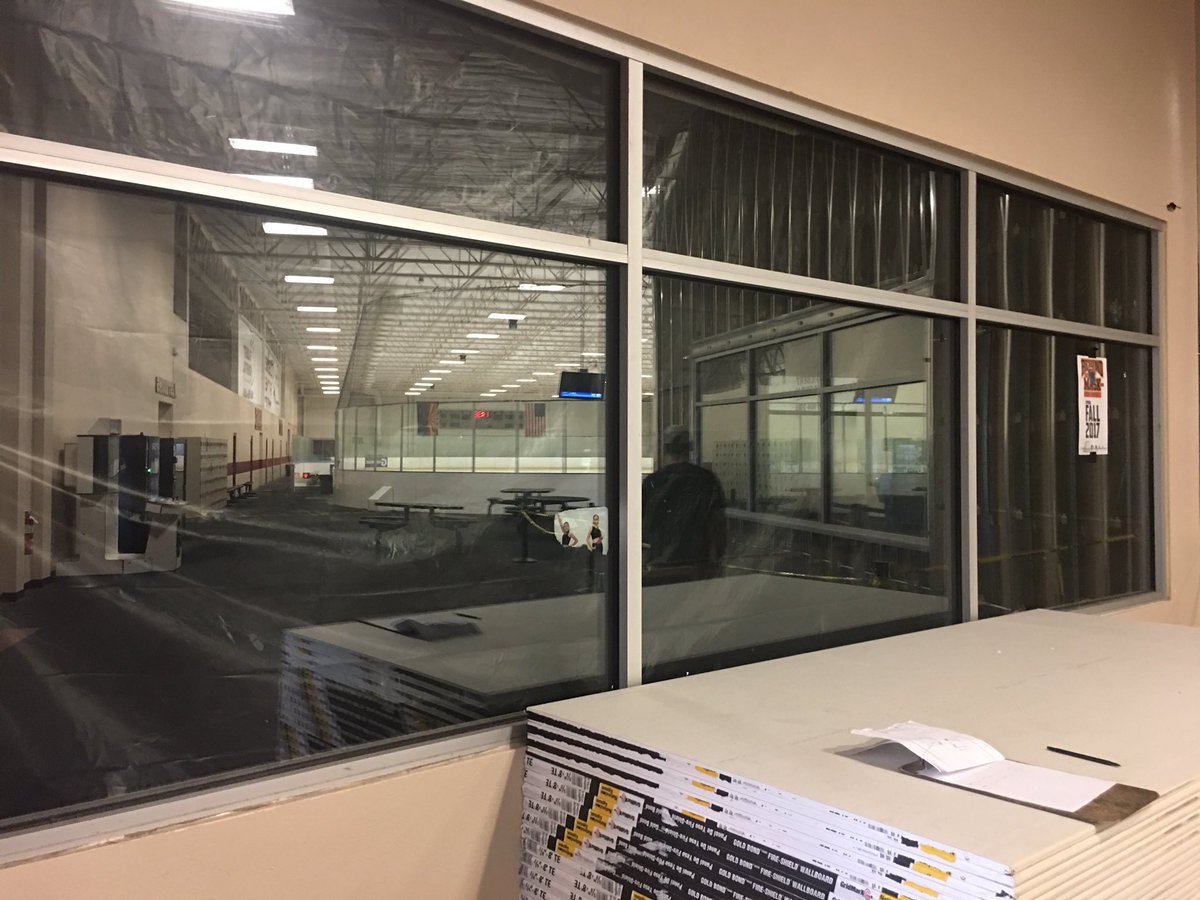 BTMhockey's tweet photo. BTM Gilbert located inside @AZIceGilbert opening late September #weareazhockey #btmgilbert #azicegilbert https://t.co/hl37tDHhpq