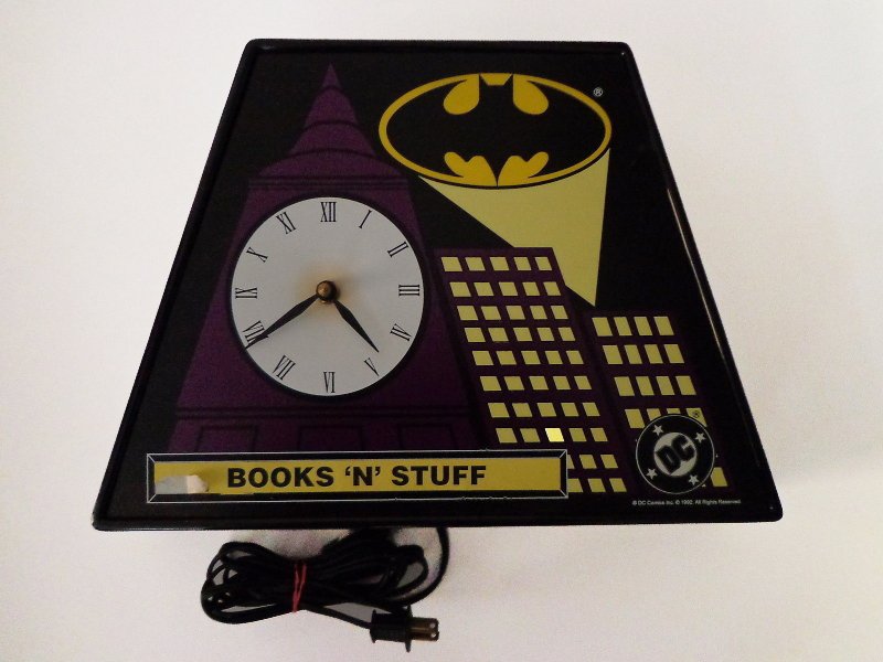 Plat_Auctions's tweet image. 🦇 #BATCLOCK 🦇 1992 #Vintage #Batman clock. Now on sale at goo.gl/a7xja1

#dccomics #superheros #memorabilia #collectibles #auction