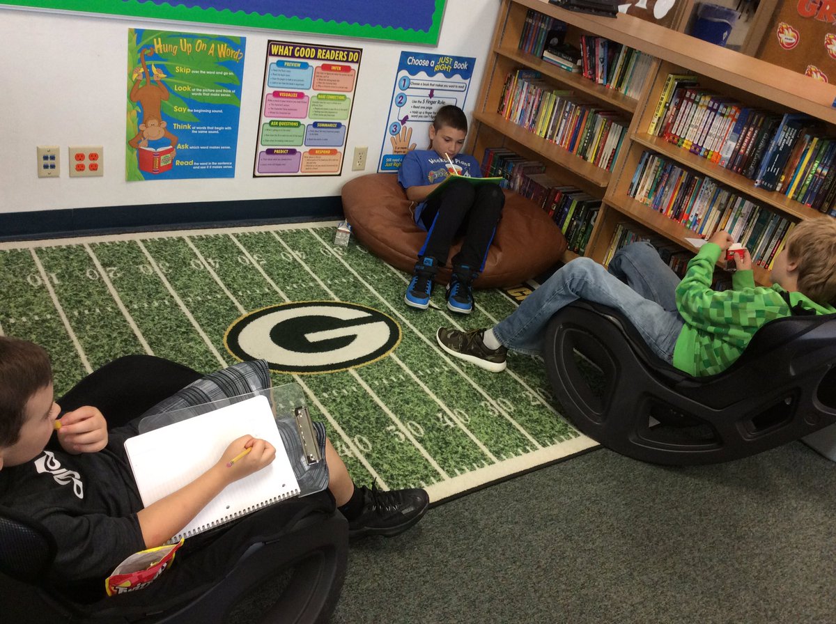 Getting to know each other! Kids are writing 2 true and 1 false statement to share with the rest of class. #RaiderStrong