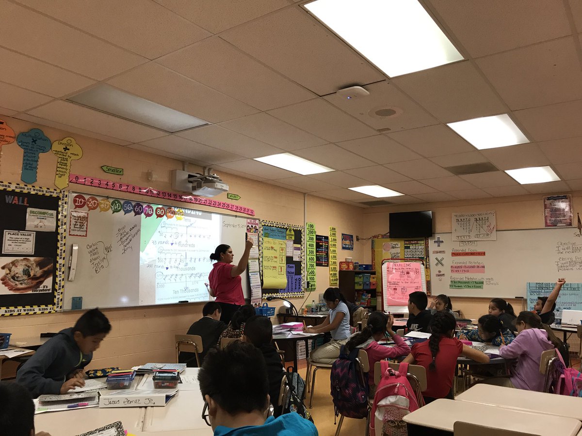 bruni101's tweet photo. Intense #math lesson in Ms. Caracheo's class. Students engaged and laser focused. #mightybadgers https://t.co/CzWlYNhVTI