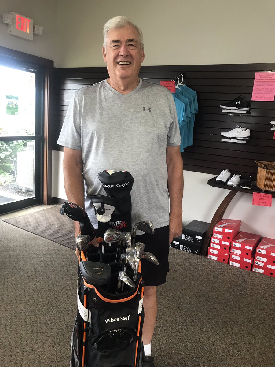 JCGCChillicothe's tweet photo. Congrats to Mr. Richard Black. Winner of the Jaycee GC Labor Day @WilsonGolf D300 irons, Triton Driver & Nexus cart bag! #distancemachine https://t.co/NCnlsfi1Zu