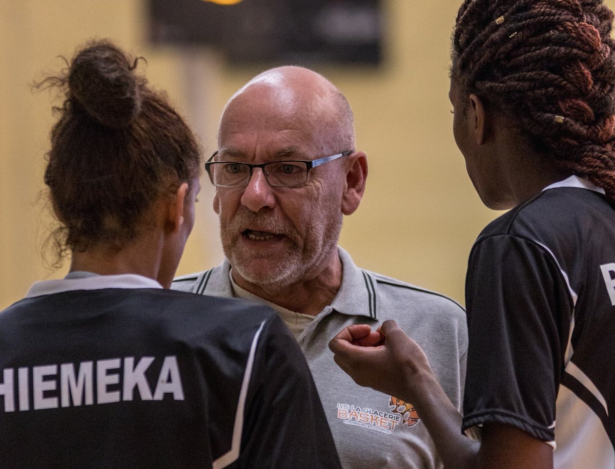 uslgbasket's tweet photo. Retrouvez l'interview de Didier Godefroy, nouvel assistant coach de la #TeamTangos !
 ➡️ https://t.co/YL3Gul00GD https://t.co/CfaictuOGg