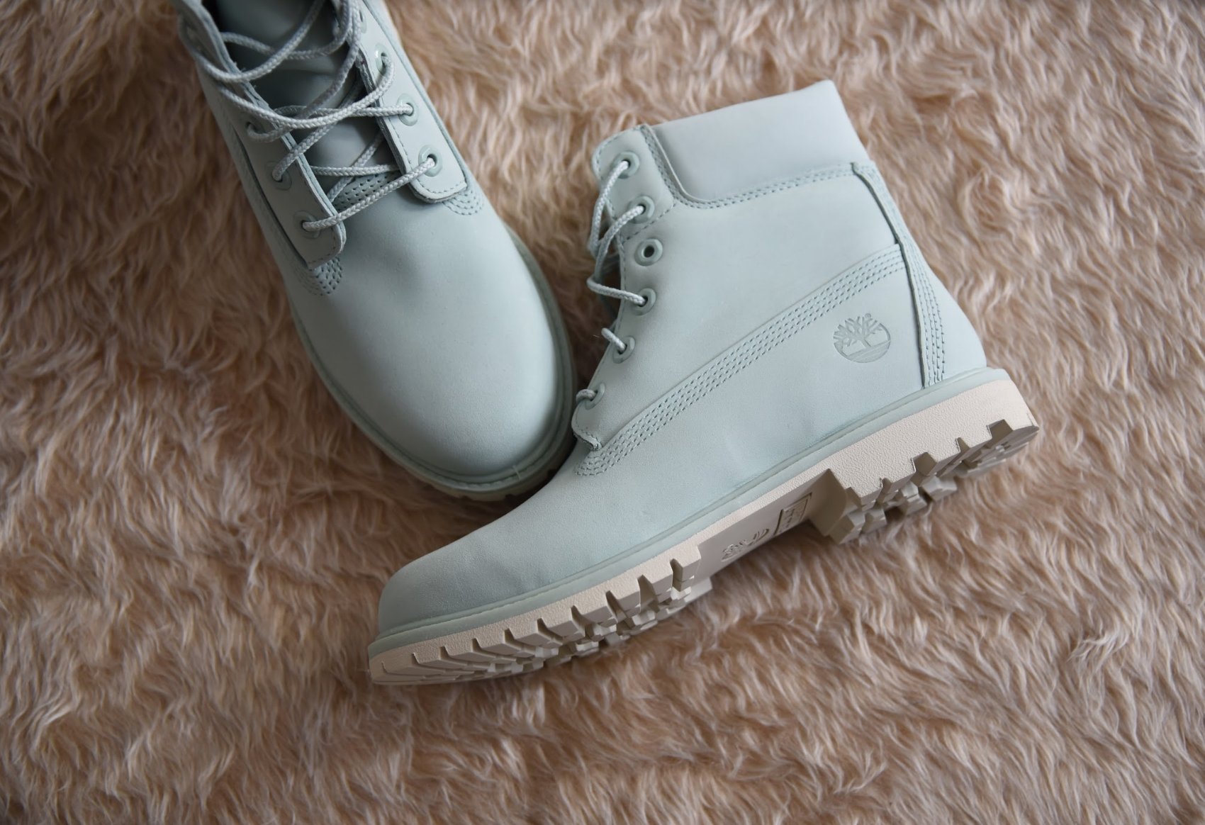 Timberland México on "Imagina el outfit que usuarias tus botas menta. lo tienes en la mente? #moderntrail https://t.co/RfzBLAoNhE" / Twitter