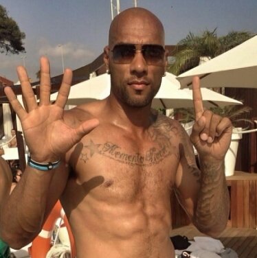 Happy Birthday John Carew. Hes bigger than me and you 