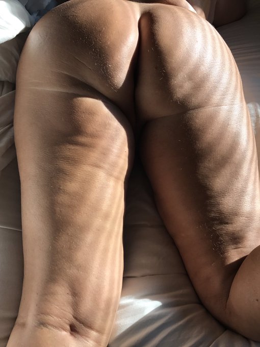 Early morning before my coffee https://t.co/tNCRzMWs8y