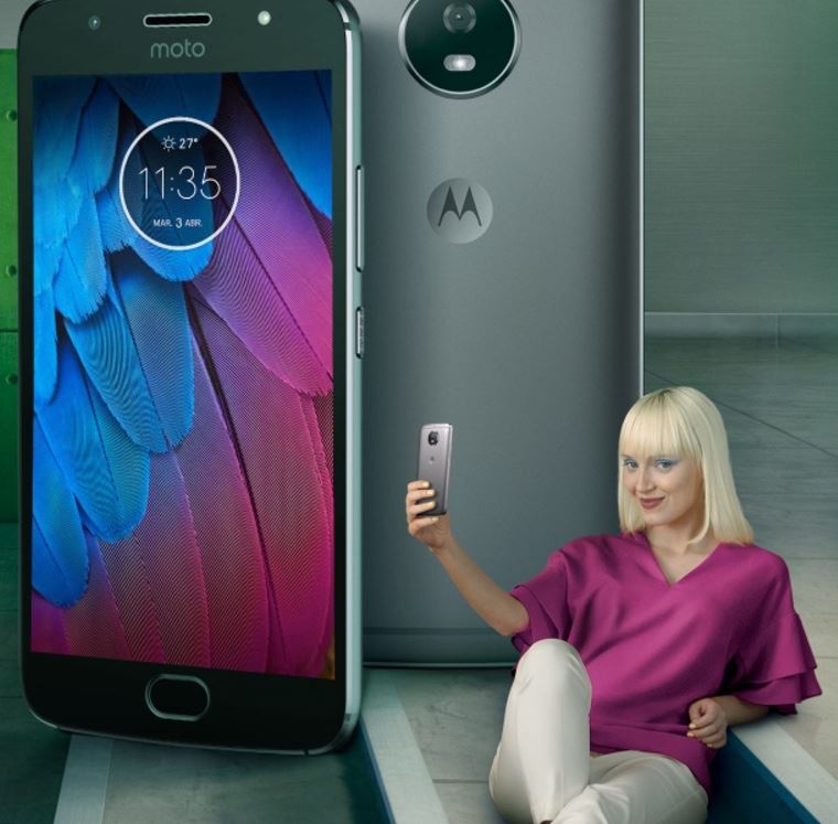 MotorolaESP's tweet photo. Descubre el nuevo #MotoG edición especial, ¡y olvídate del síndrome postvacacional! https://t.co/RPDVERDF4O https://t.co/xa0pADWT9X