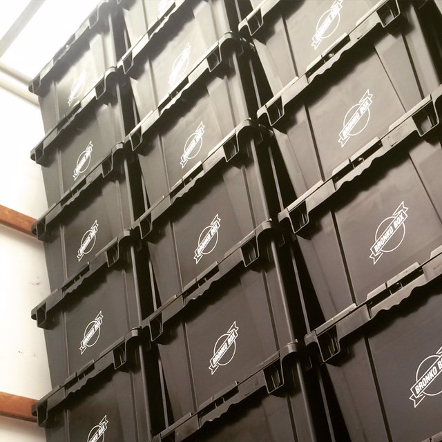 JacksonMovesMe's tweet image. Moving Day Goals. @BronkoBox delivers boxes right to your doorstep at HALF the price of cardboard. #betterboxes