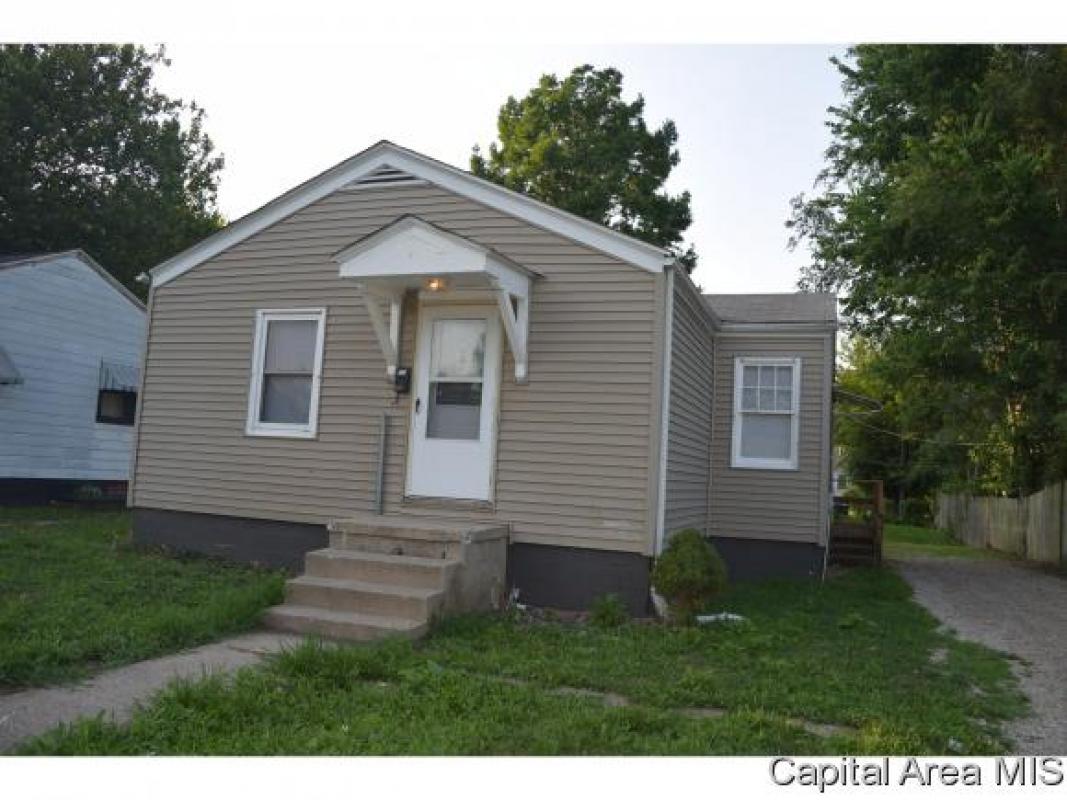 REMAXSPRNGFLD's tweet photo. Come appreciate this RE/MAX Professionals #listing in #Springfiel... https://t.co/ceqgH2uNmV 
RE/MAX Professionals https://t.co/6l4s8VEzM4