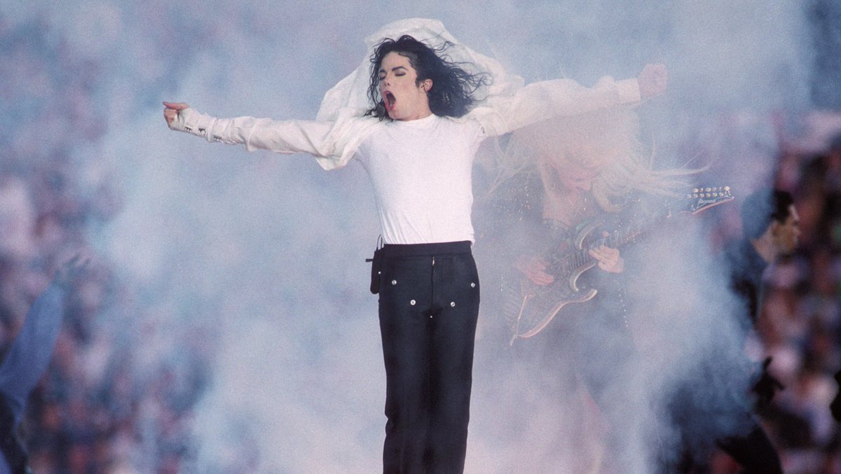 indexhu's tweet photo. Új #MichaelJackson-#lemez jelenhet meg az ősszel #posztumusz https://t.co/YJzAVcbKIh https://t.co/Bzoxt8rvMc