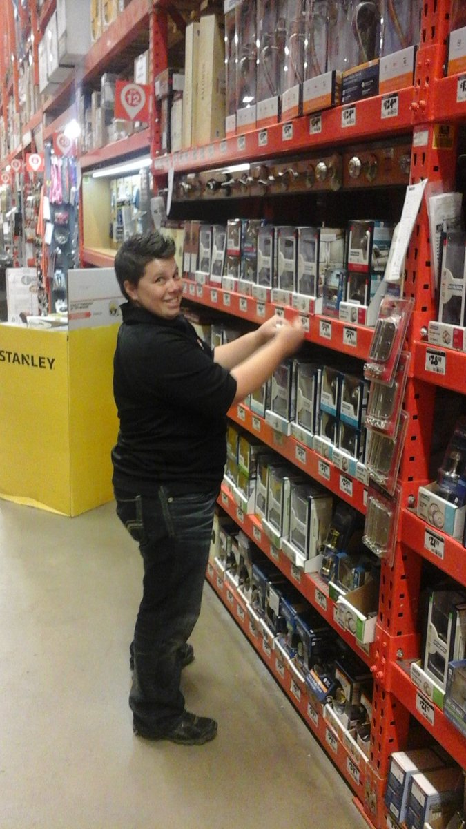 FickGregg's tweet photo. Newly promoted SM Kelly B. taking the time to shadow her MEAS during MET Partnership Month. Nice BIT work Kelly! https://t.co/XZV4qg37U3