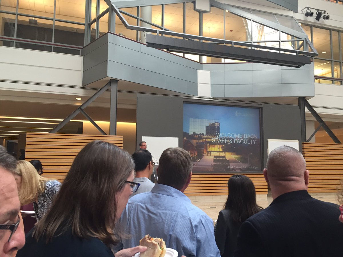 S_Nouman_Ashraf's tweet photo. You it's fall when...
@rotmanschool Dean Prof. Tiff Macklem welcomes back the community at our annual Welcome Back Luncheon
#OneRotman https://t.co/FEjsjxdfyx