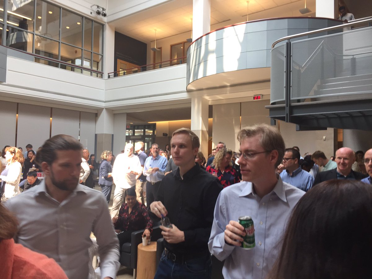 S_Nouman_Ashraf's tweet photo. You it's fall when...
@rotmanschool Dean Prof. Tiff Macklem welcomes back the community at our annual Welcome Back Luncheon
#OneRotman https://t.co/FEjsjxdfyx