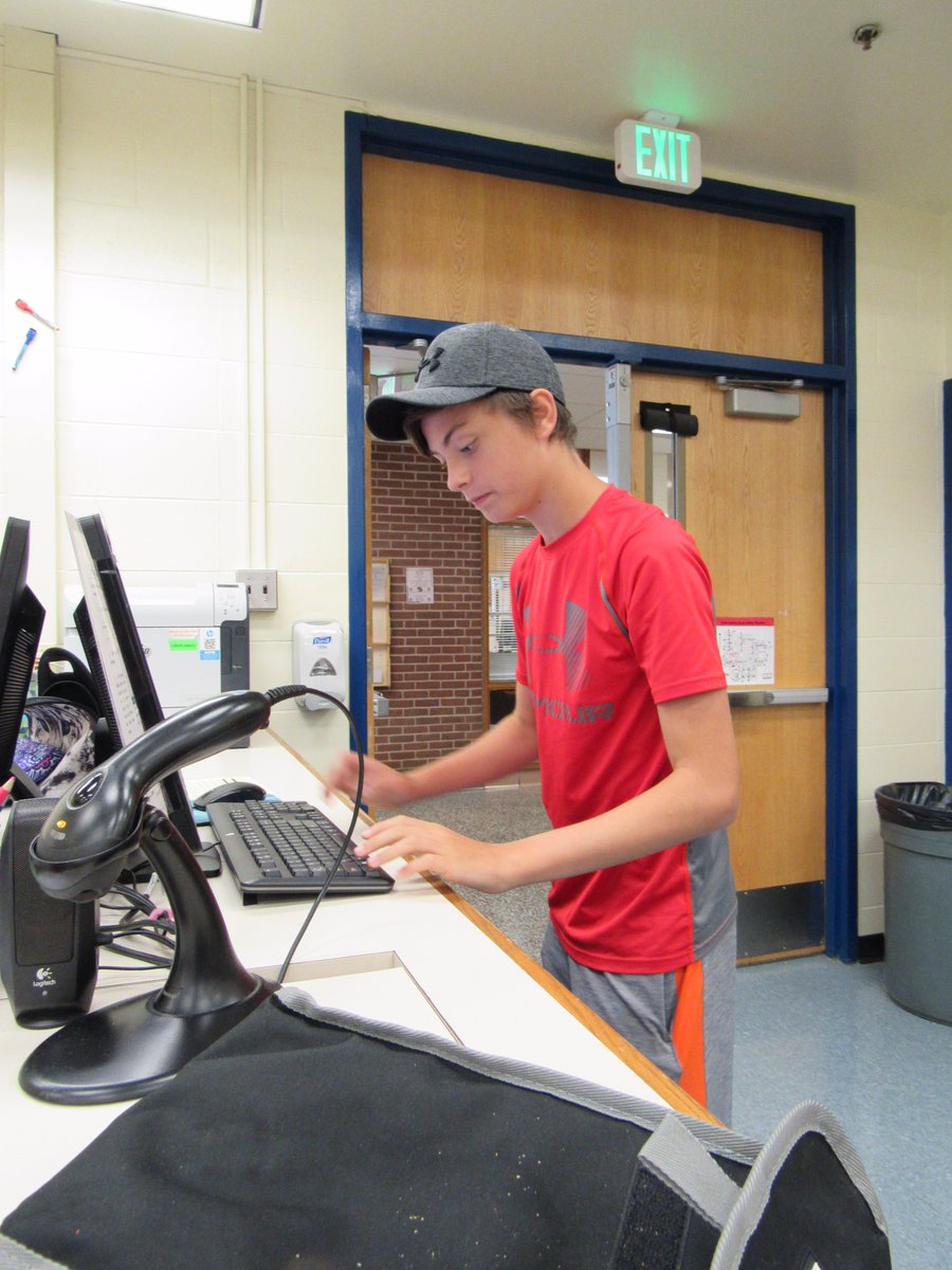 CatonsvilleMSLibrary tweet media