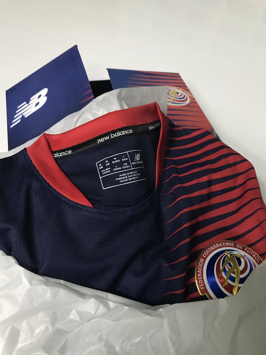 randallvargas's tweet photo. Hoy juega #LaSele y regalo por acá la camiseta azul. ¿Se apuntan?
Solo dale retweet y listo https://t.co/B3c0P8r9Yk