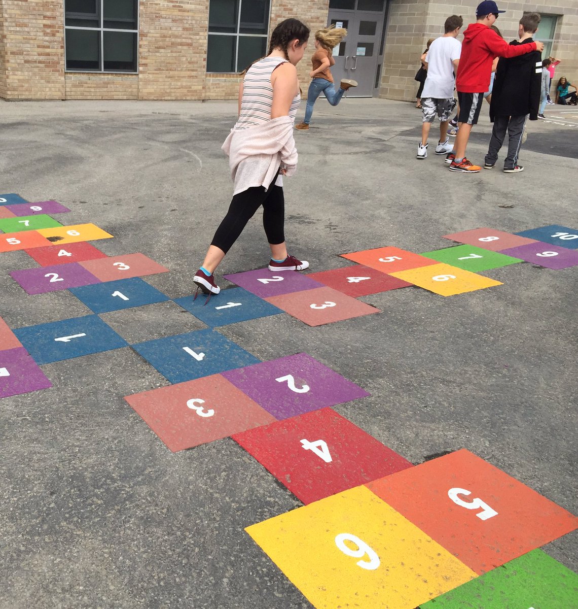 mapleviewhts's tweet photo. Our new Tarmac games were a hit this morning &amp; at first recess!  Bringing math to life! Fabulous 1st day - way to go Huskys!! #SCDSBfirstday https://t.co/XJpS7gwFee