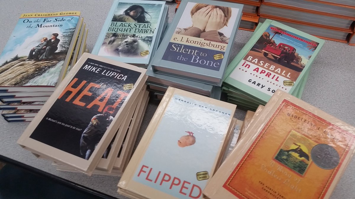 MrsSejkora's tweet photo. @NortonNEED Thank you from the bottom of my heart for your generosity; my students have new BOB books. There's nothing like a new book! :) https://t.co/ChL1TS8ibj