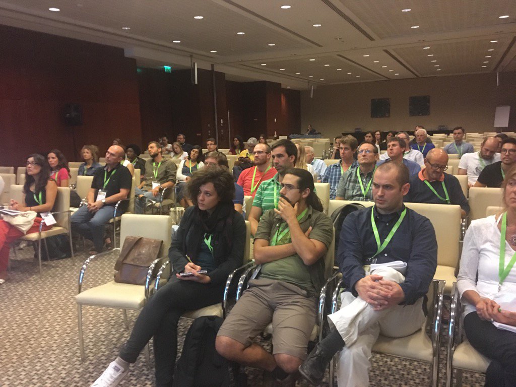 Dick_Shaw's tweet photo. Good attendance at our seminar on lack of uptake of biocontrol in EU #invasivespecies #emapi14 https://t.co/i9VDmi9tvg