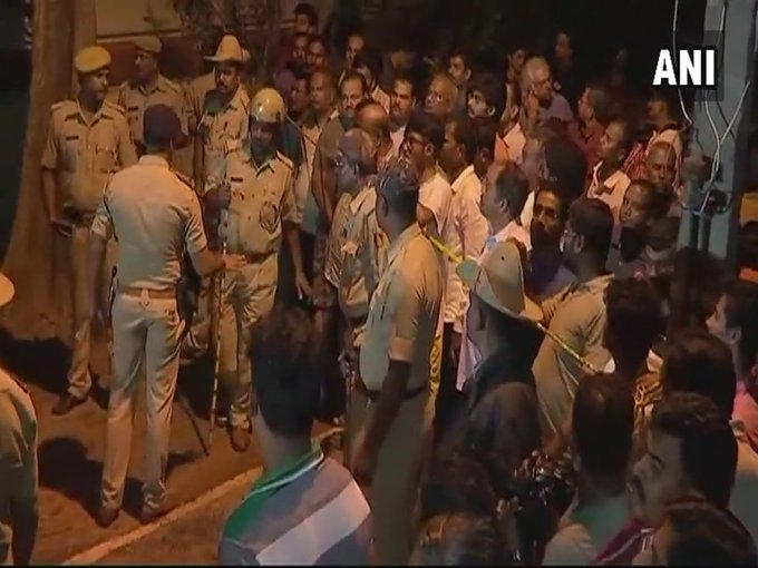 View image on Twitter