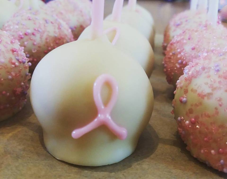 off to #madhatter #afternoontea tomorrow <a href="/selkirkarms/">Selkirk Arms Hotel</a> raising #breastcancer awareness. Love to the beautiful brave Darlings out there x