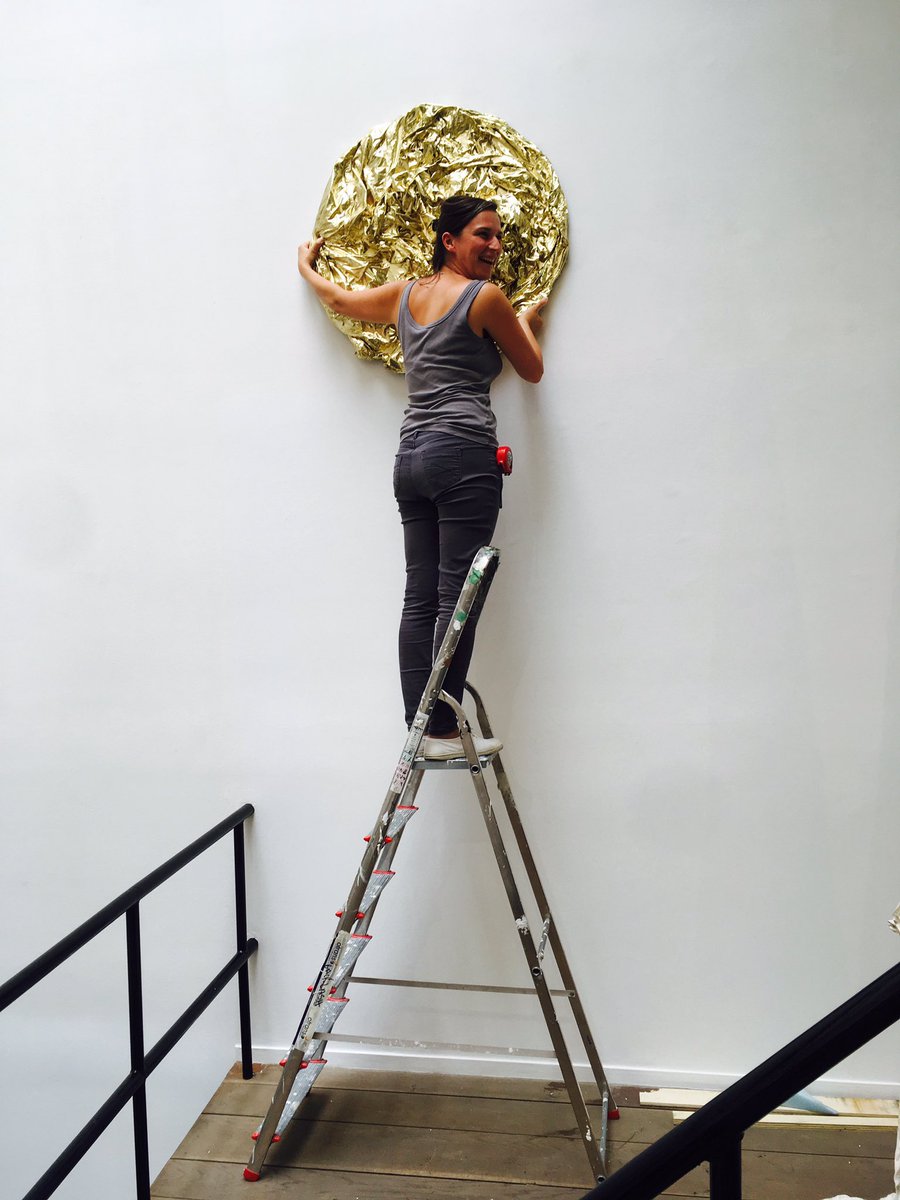 BackslashArt's tweet photo. #hangingtime #higherhigher #clemenswolf #sometimesyoulivetwice https://t.co/i2Y8eYD7ew