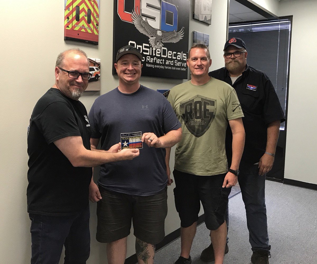 Thank you so much to <a href="/GlendalePOA/">GlendalePOA</a> <a href="/GlendalePD/">Glendale PD</a> for helping Texas during Hurricane Harvey! Glad you could stop by OSD