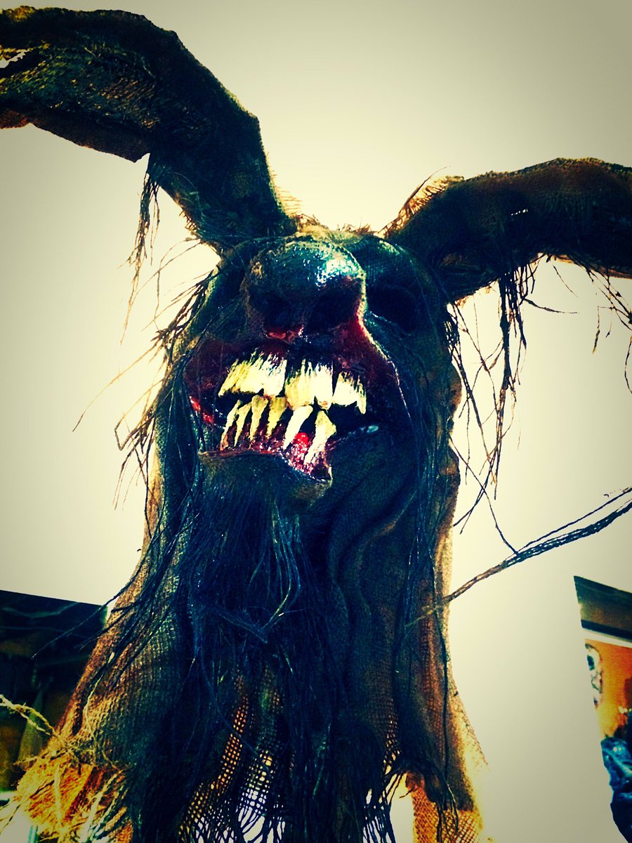 AaronNobess's tweet photo. CryptSkin Bunny! #rabbit #bunny #NightmareCreatures #sillyrabbit #CryptSkin #Makingmonsters #Halloween #ComicCon #Wpg #Artist https://t.co/r5RnVsdY5z