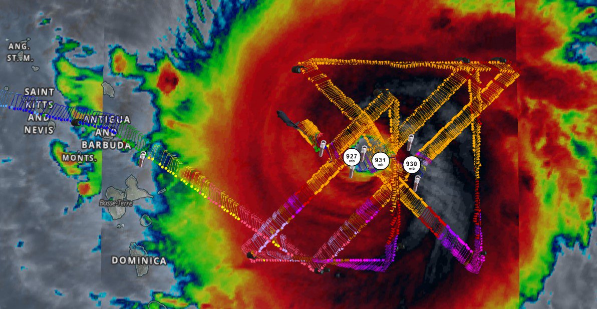 ClimaYucatan's tweet image. Ahora #Irma tiene vientos de casi 300km/h según datos del avión caza huracanes!
No presenta riesgo para la península!