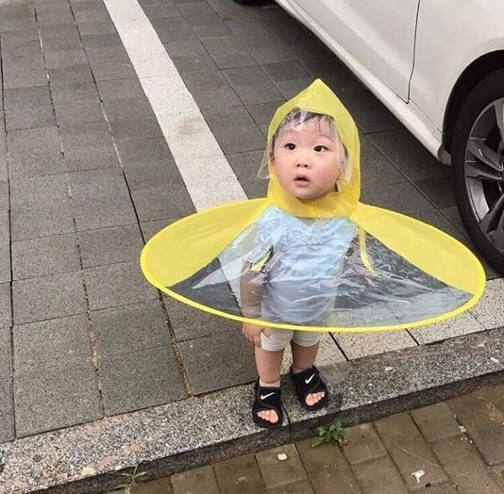 MindBlowing's tweet photo. We all living in 2017 and this kid is living in 3017: https://t.co/QQkeFbBMyc