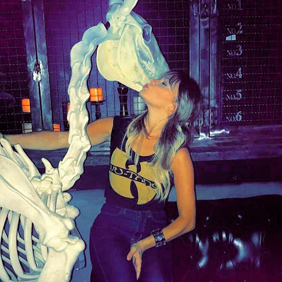 dirtbar's tweet photo. #squadgoals #relationshipgoals #friendshipgoals #squadgoalsaf #downtownhouston #wutangclan #wutangclan https://t.co/9geV2AoPDU
