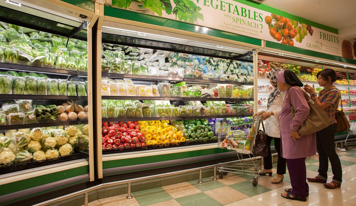'Capitalising on growing demand for fresh produce' <a href="/Jan_Doldersum/">Jan Doldersum</a> about developing #retail in development countries bit.ly/2vIo4jI