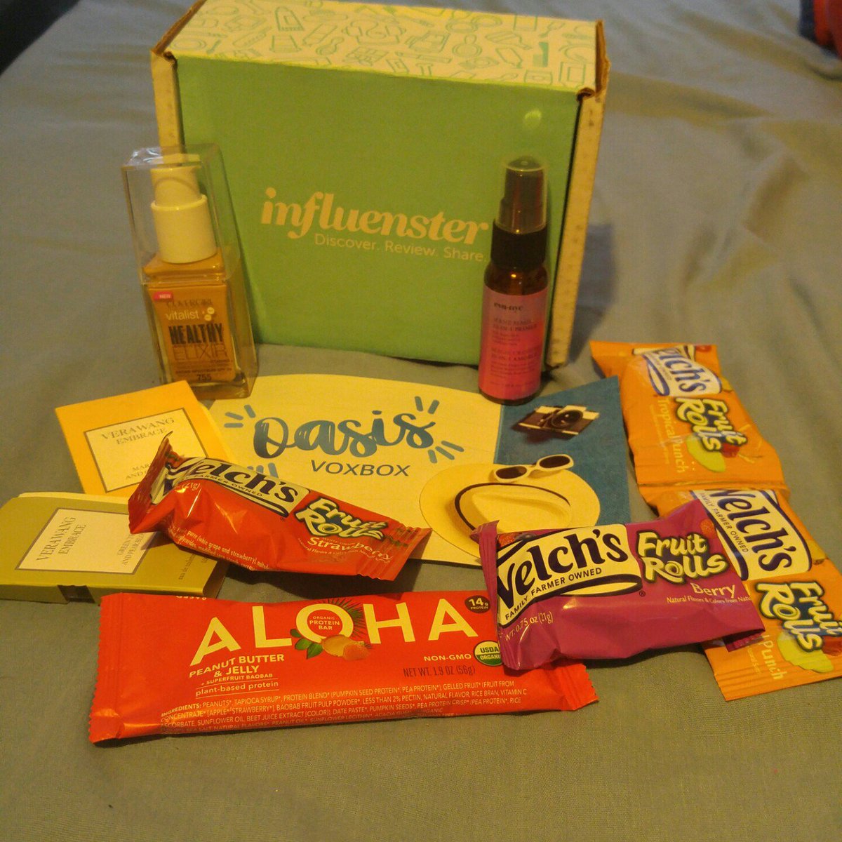 Sweetali913's tweet photo. @influenster #contest #complimentary #oasisvoxbox https://t.co/8T9qTPdKDi