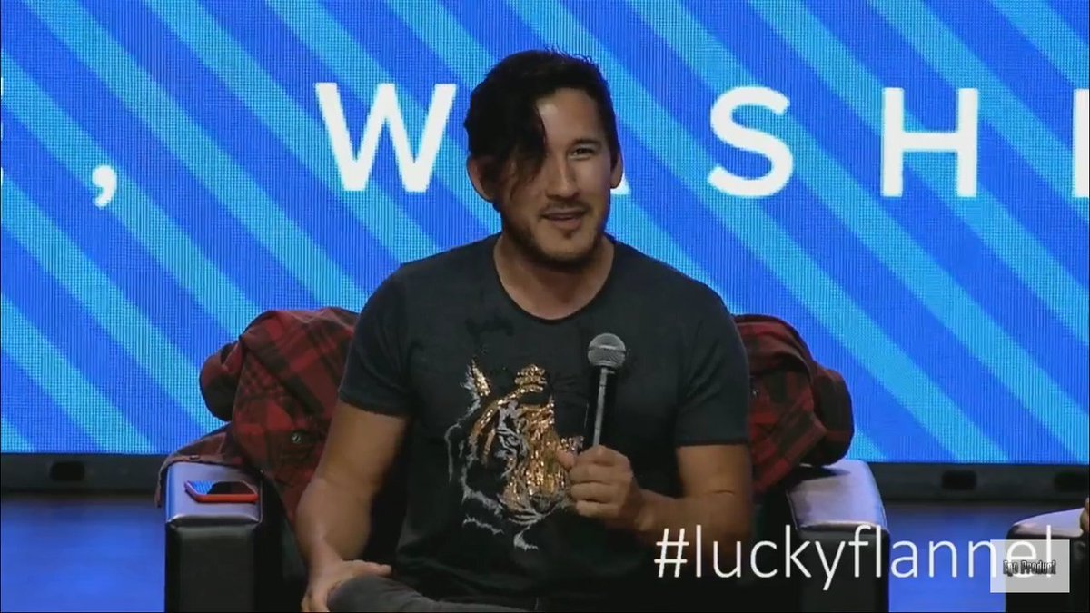 KatanaTuga's tweet photo. I love him so Much
#markiplier #pax #2017 #livestream #markimo #screenshot https://t.co/tR0v1PN8Ou