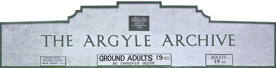 GreensonScreen's tweet photo. Not to be missed, 'An Evening with Graham Little', Fri 29 Sep. Stories from 1965-91. Tckts in advance. More: https://t.co/bW4VirmdI5  #pafc https://t.co/KL39hmSCbJ