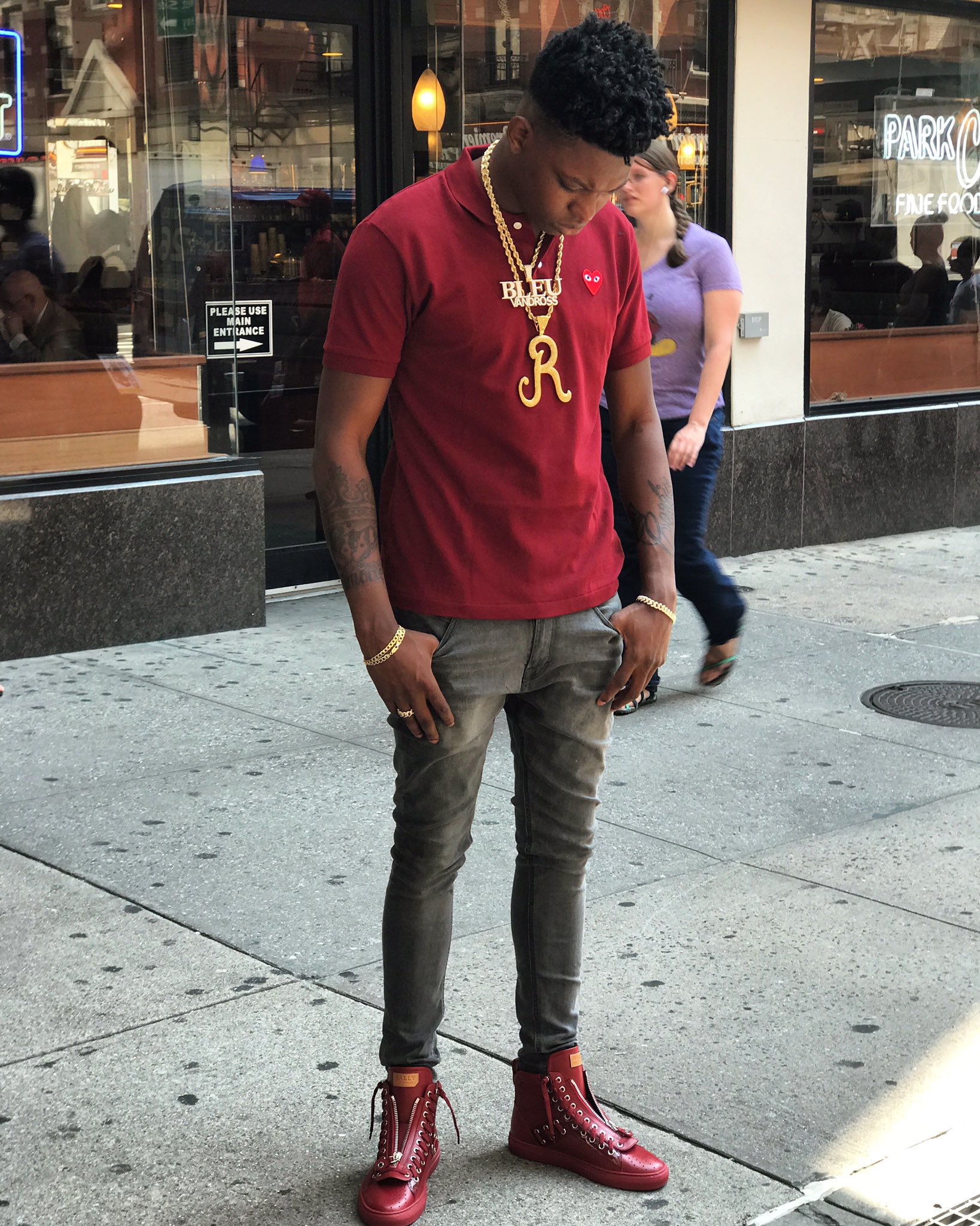 yung blue red