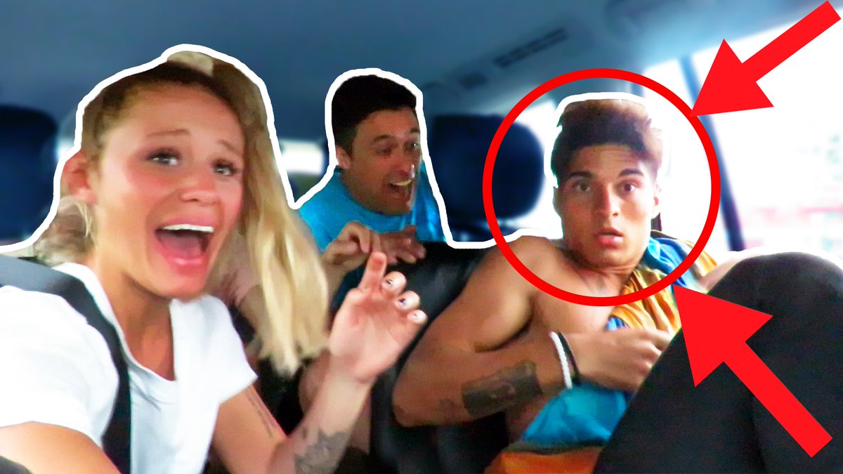 dosogas's tweet photo. Video nuevooooo!! "BROMA CHOCAMOS EL AUTO!! **venganza**"

RT RT SOGAAAAS!!

video: https://t.co/AQNCBiw2ZK https://t.co/UvdbM9KL4k