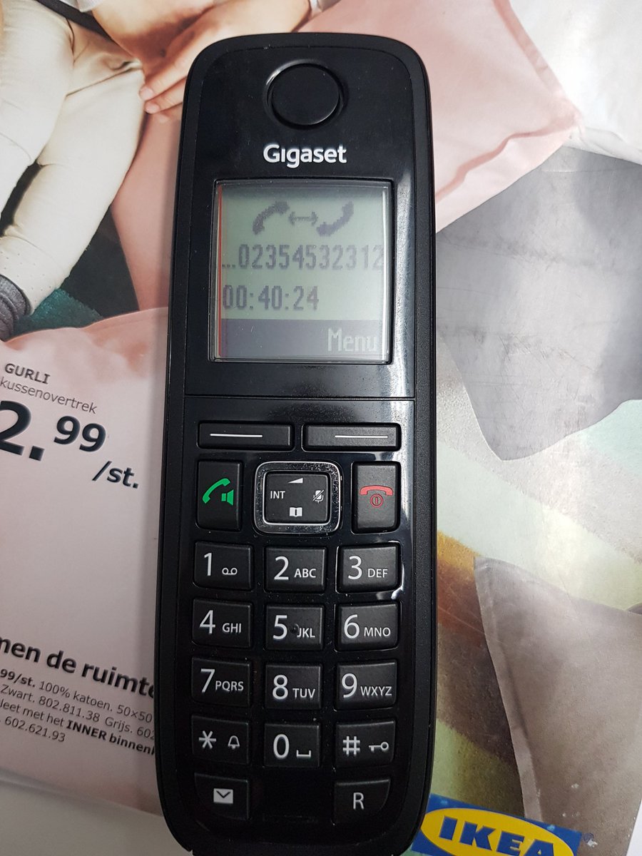 Jeetje.....dit had ik niet verwacht <a href="/IKEA/">IKEA</a>. Nu ruim 40 minuten in de wacht om medewerker aan de lijn te krijgen. Kunt u opnemen? <a href="/IKEAHelpt/">IKEA Helpt | account non-actief</a>