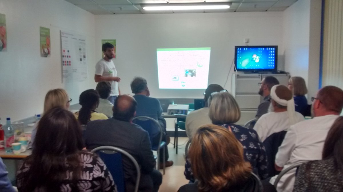 Prior_RuthF's tweet photo. Our Bryan kicking of a Community Food Connection info evening at Tesco Hamilton! Full house! @Tesco_Midlands @richraines @FareShareUK https://t.co/8Bn2fEexTr