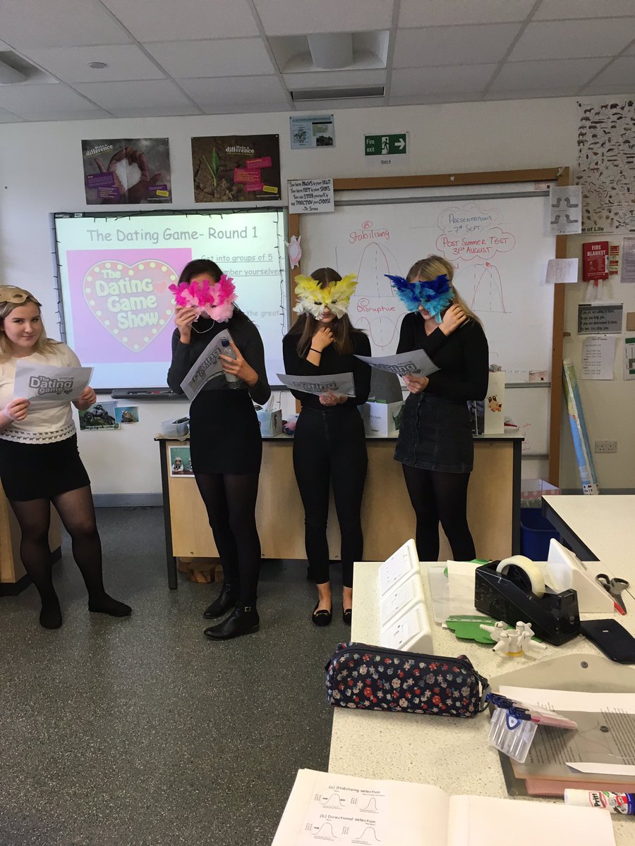 millburnbio's tweet photo. Learning about sexual selection today #roleplay #ShakeATailFeather #femalechoice #higherbio https://t.co/fakepgZJQ0