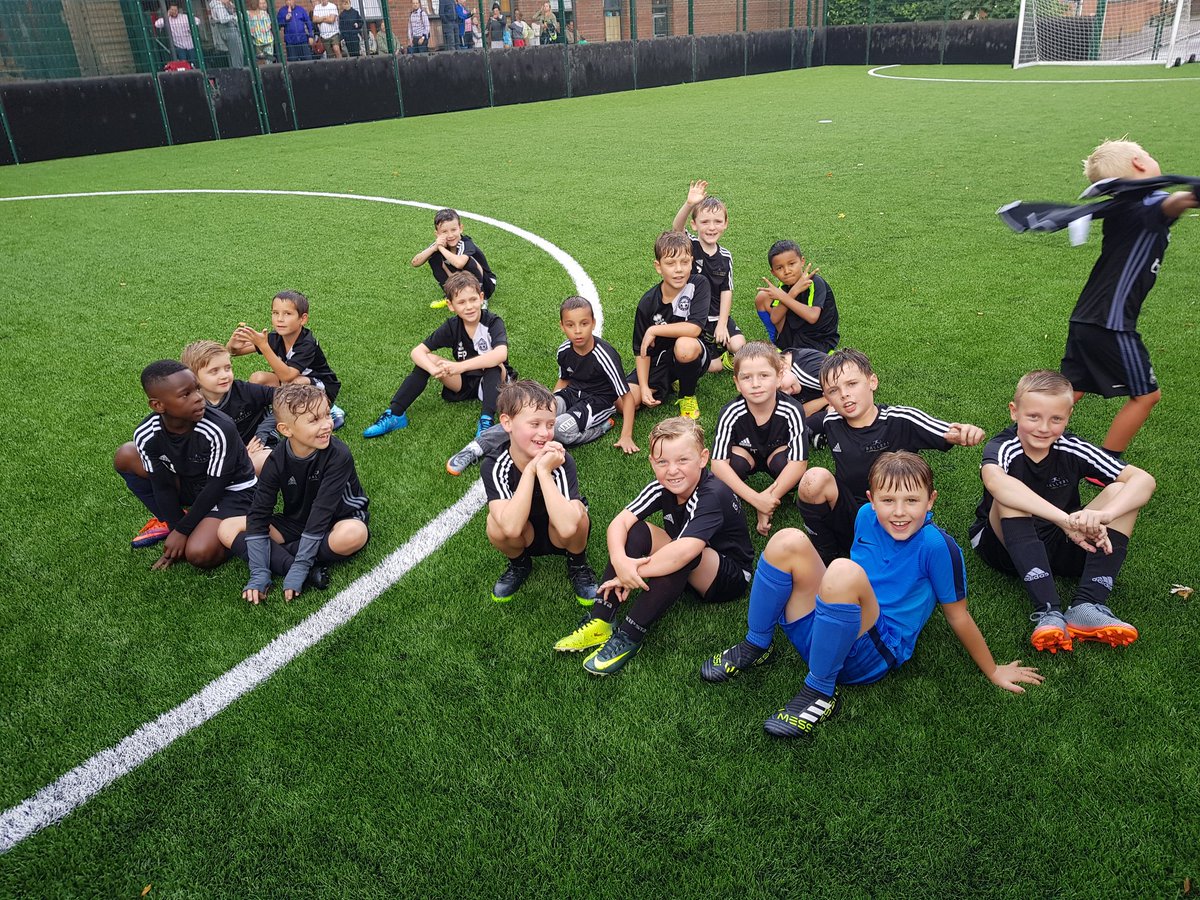 BallersAcademy_'s tweet photo. #ballers #tuesdays #years1&2 https://t.co/RSqAkgD3we