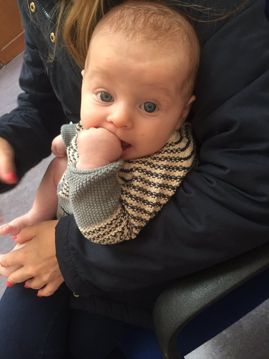 seshy87's tweet photo. Chilling in the doctors 👶🏼 didn't care about her injection, just kept chatting away 💕 https://t.co/tf4Tn1kg3u