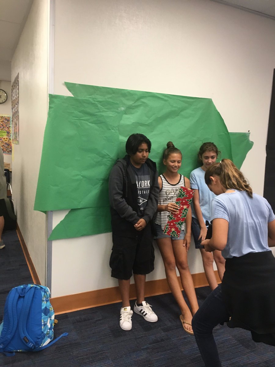MsMizuno's tweet photo. Engineering Project videos.  Excited to see what comes from the green screen! #parksbest2years  @ParksJrHiSchool https://t.co/YvxR7QXQHd