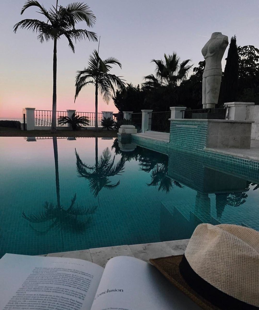 StandardGetaway's tweet photo. #paradise #standardGetaway https://t.co/ZFof9nawmM
