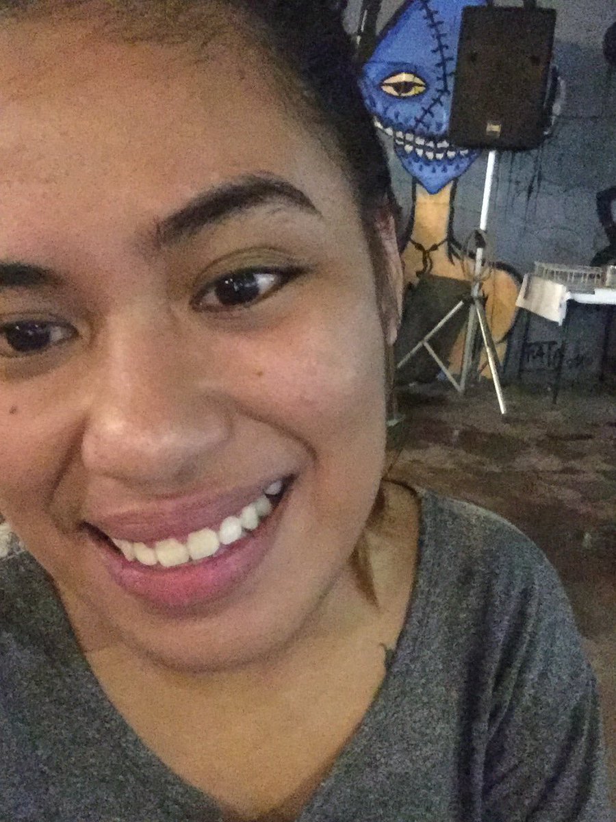 ItsmeRoble's tweet photo. Alive and kicking hahaha. Bdrink! Drink! Drink! https://t.co/9QeRcc58N6