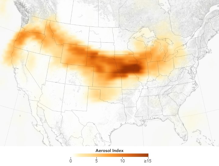 NASAEarth's tweet photo. Smoke Over the United States https://t.co/Flf57YciXM #NASA https://t.co/ySbVPpHfFZ