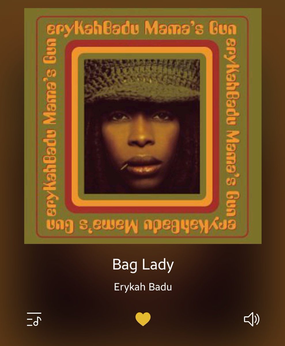 DanDan12S's tweet photo. #Mood @fatbellybella #MsBadu #MamasGun #ErykahBadu #PackLight #HashtaggedOut https://t.co/jJEffTCBoT