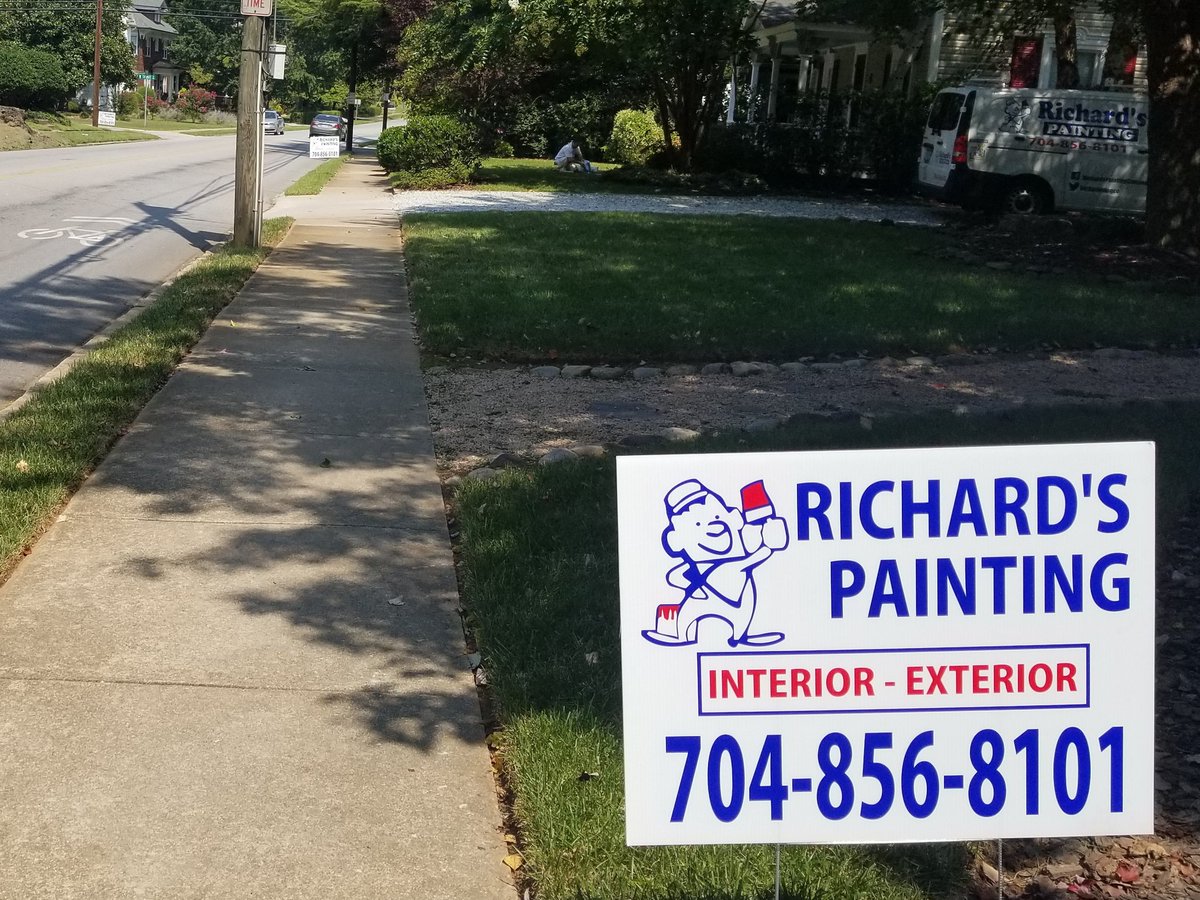 Richpaintingco's tweet photo. I'm not saying were painting every house in the neighborhood but... @historicsal @SWPaintPros #octobertour17 #gorilamarketing #signswork https://t.co/4ecbiqLcQt